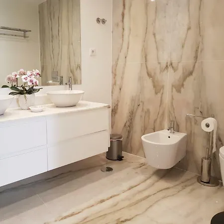 Апартаменты Santo Antonio House - Exclusive Лиссабон